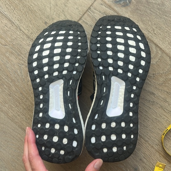 EUC Adidas x Stella McCartney  UltraBoost 2021 3D Knit 'Leopard' (Women's 6) - Picture 15 of 16